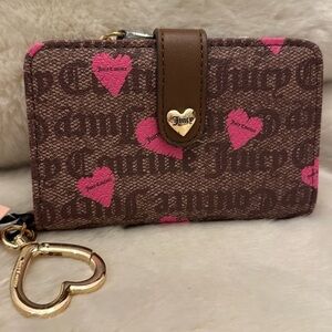 NWT Juicy Couture Brown and Pink Heart Compact Wallet